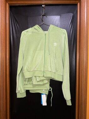 adidas Oman Crop FZ Hoodie & Jogger Set